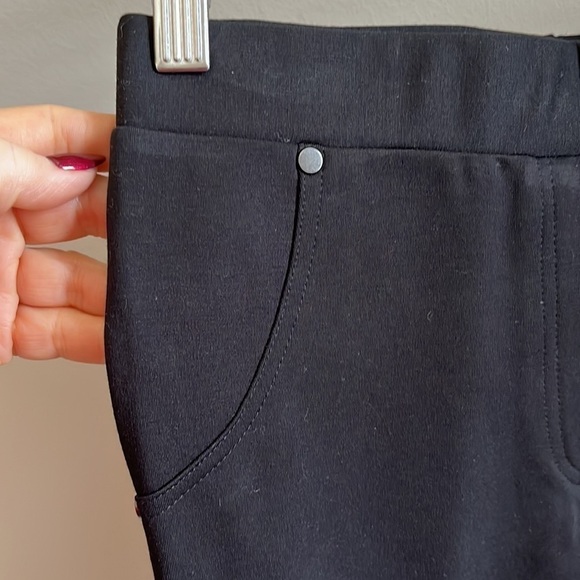 Insight Solid Black Leggings Pants Back Pockets Pull-On Size 2 Spandex - Picture 3 of 9